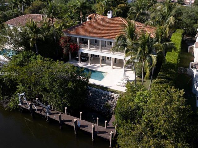 Продажа дома по адресу  - фото 5887934