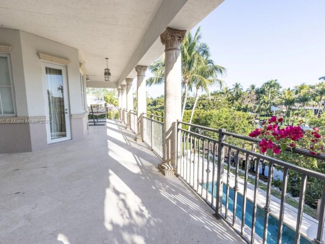 Продажа дома по адресу  - фото 5887940