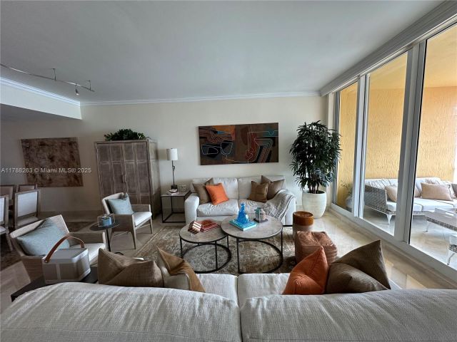 Продажа квартиры # - фото 5881119