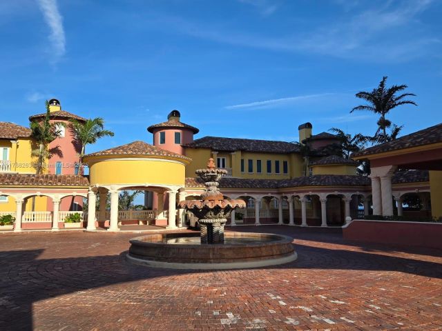 Продажа квартиры # - фото 5881122