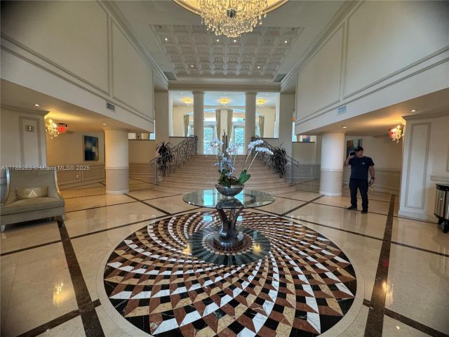 Продажа квартиры # - фото 5881126