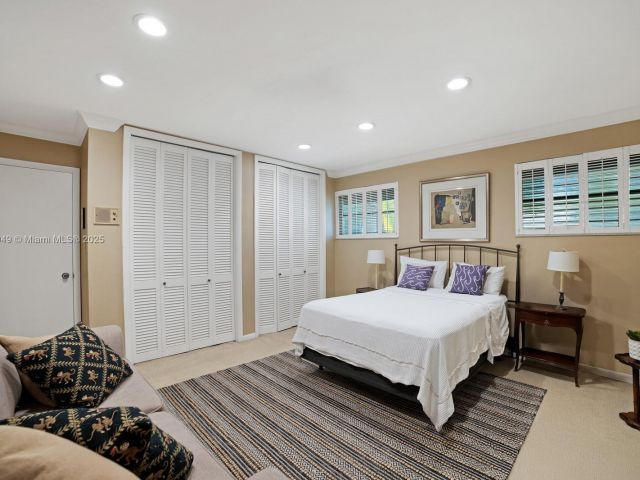 Продажа дома по адресу 141 Island Dr - фото 5895934