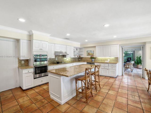 Продажа дома по адресу 141 Island Dr - фото 5895938