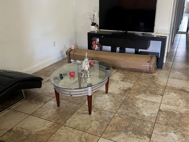 Продажа дома по адресу 6725 SW 137th Ct 14D - фото 5955185