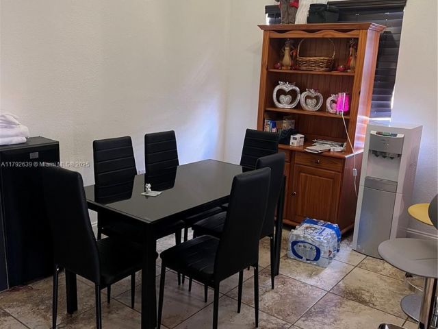 Продажа дома по адресу 6725 SW 137th Ct 14D - фото 5955187