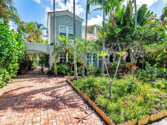 Продажа дома по адресу 138 Greymon Drive - фото 6034857