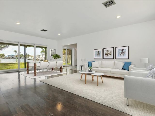 Продажа дома по адресу 2019 NE 31st Ave - фото 5954984