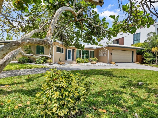 Продажа дома по адресу 2019 NE 31st Ave - фото 5954990