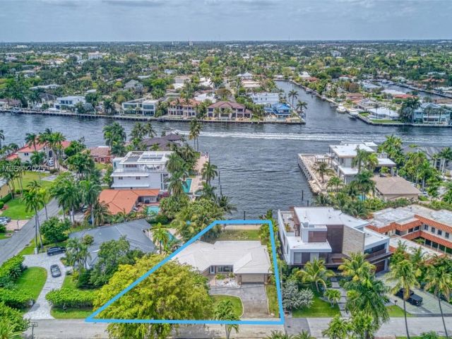 Продажа дома по адресу 2019 NE 31st Ave - фото 5954992