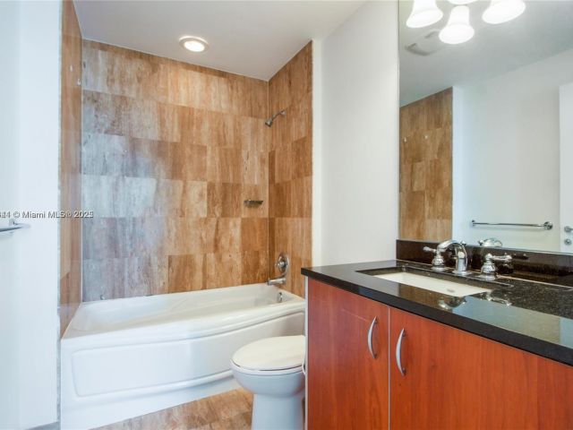 Продажа квартиры #L-432 - фото 5858420