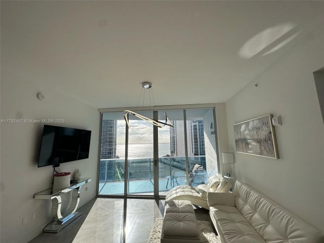 Квартира в аренду номер902 - фото 5910761