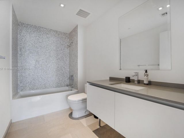 Продажа квартиры #1204 - фото 5913161