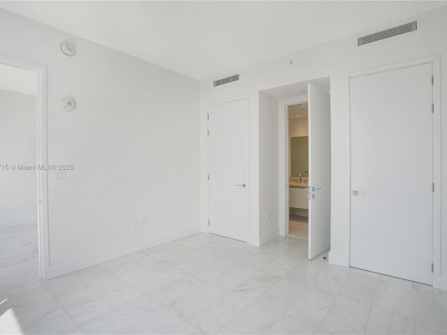 Продажа квартиры #3604 - фото 5947232