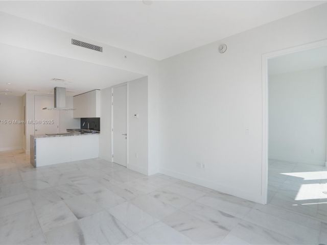 Продажа квартиры #3604 - фото 5947236