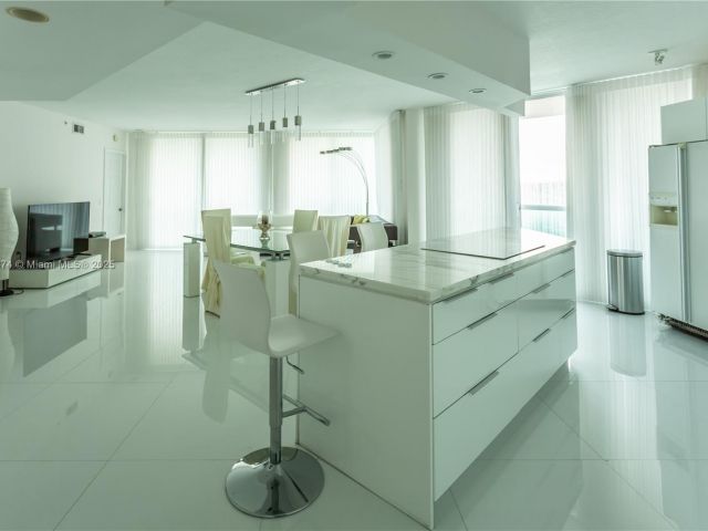 Продажа квартиры #3109 - фото 5929243