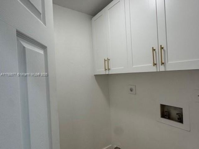 Продажа дома по адресу 13333 SW 112th Pl - фото 5909548