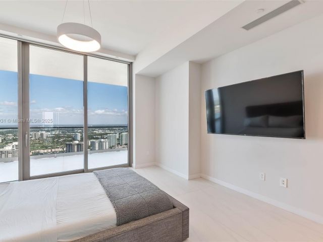 Продажа квартиры #LPH-5403 - фото 5947000