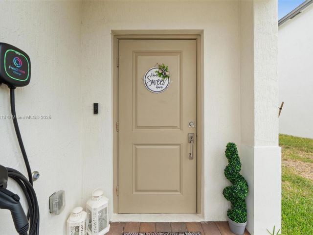 Продажа дома по адресу 12901 SW 232nd Ln - фото 5924929