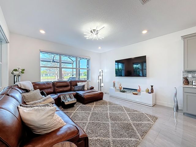 Продажа дома по адресу 4201 Pelicano Way - фото 5929015