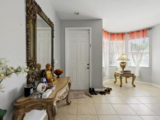 Продажа дома по адресу 1023 Center Stone Lane - фото 5975000