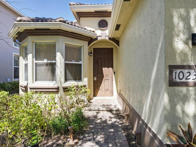 Продажа дома по адресу 1023 Center Stone Lane - фото 5975005