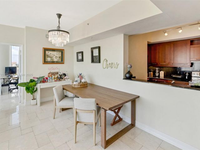 Продажа квартиры #2401 - фото 5932992