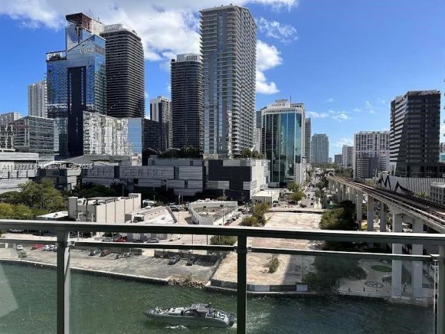 Продажа квартиры #1105 - фото 5934997