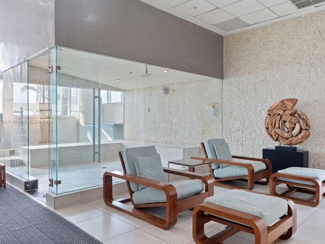 Продажа квартиры #1105 - фото 5935001