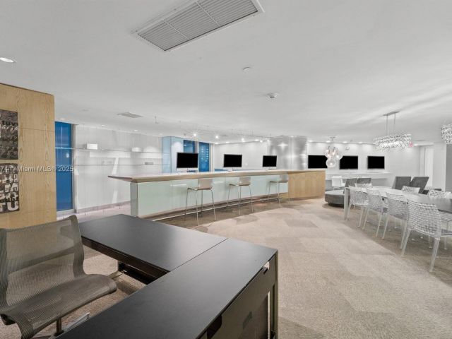 Продажа квартиры #1105 - фото 5935003