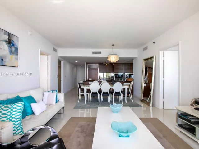 Продажа квартиры #5007 - фото 5934523