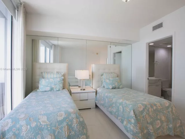 Продажа квартиры #5007 - фото 5934510