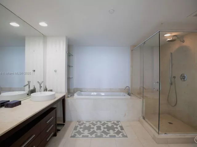 Продажа квартиры #5007 - фото 5934514