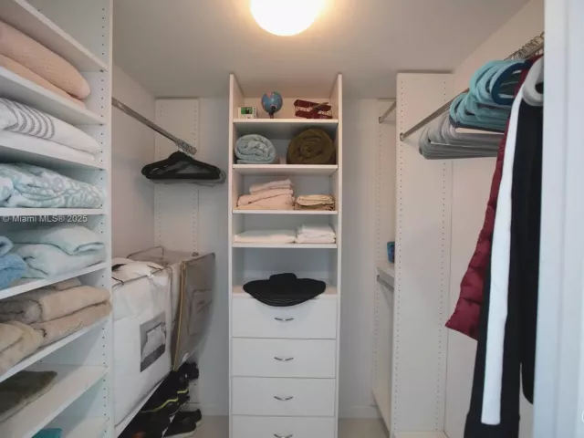 Продажа квартиры #5007 - фото 5934515