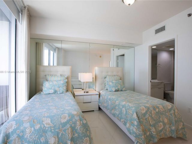 Продажа квартиры #5007 - фото 5934510