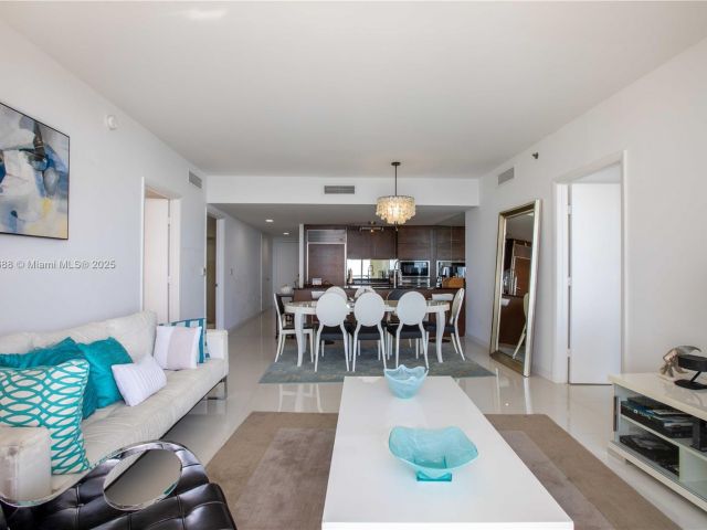 Продажа квартиры #5007 - фото 5934523