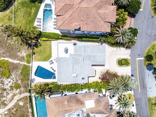 Продажа дома по адресу 1906 Bay Drive - фото 6052288