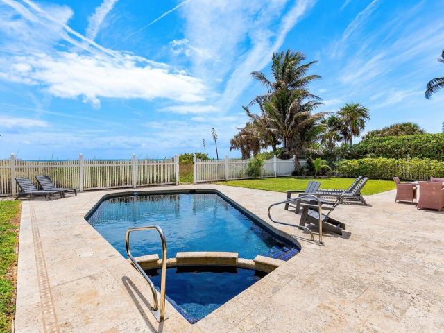 Продажа дома по адресу 1906 Bay Drive - фото 6052303