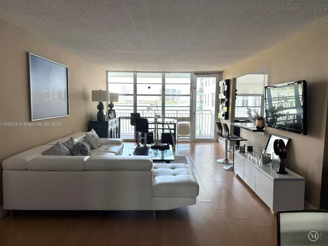 Продажа квартиры #401 - фото 5964255