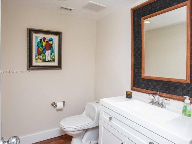 Дом в аренду по адресу 258 Sea View Dr 3 - фото 5933391