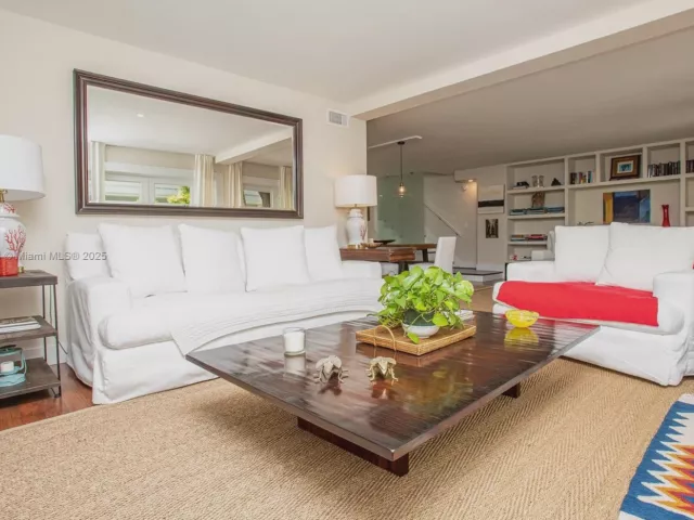 Дом в аренду по адресу 258 Sea View Dr 3 - фото 5933400