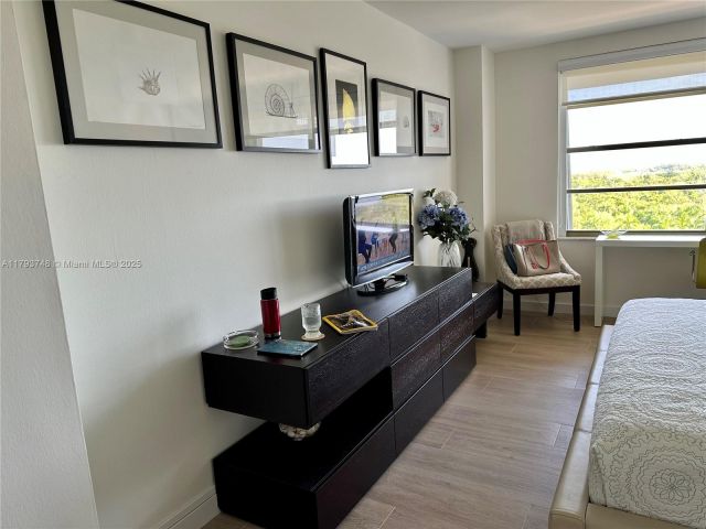 Квартира в аренду номер1004 - фото 5935131