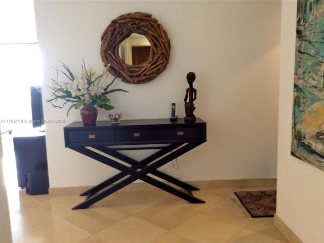 Квартира в аренду номер1004 - фото 5935139