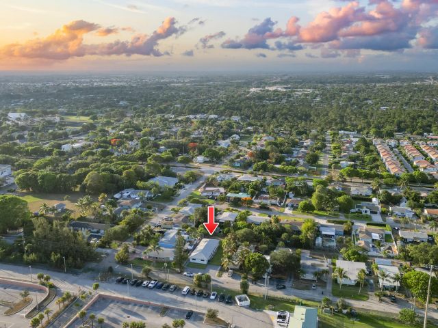 Продажа дома по адресу 303/305 De Carie - фото 5934171