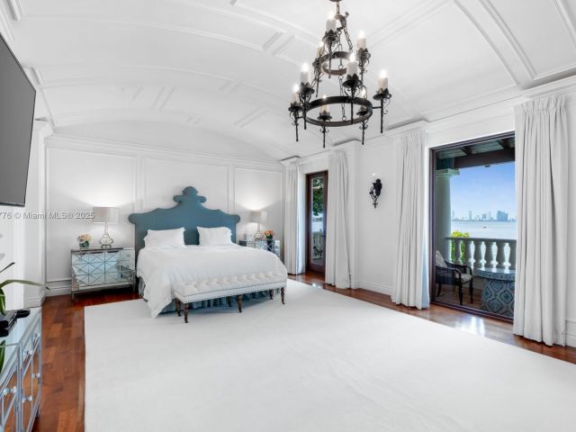 Продажа дома по адресу 5396 N Bay Rd - фото 5931888