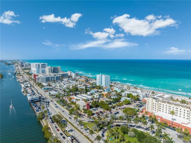 Дом в аренду по адресу 819 Hollywood Blvd - фото 5934093