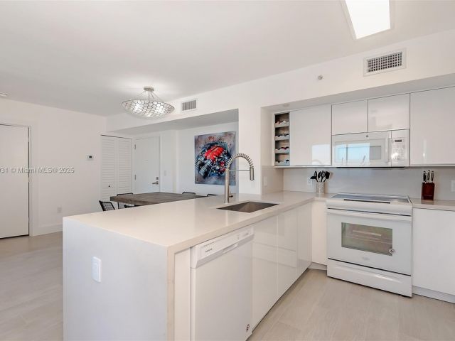 Квартира в аренду номер2410 - фото 5934598