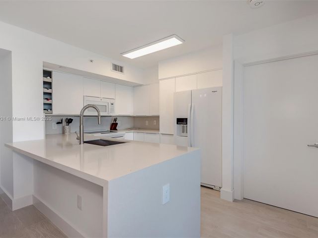 Квартира в аренду номер2410 - фото 5934600