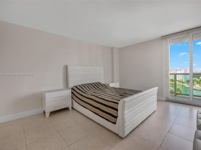 Продажа квартиры #1403 - фото 6232151