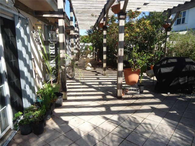 Продажа дома по адресу 3542 Sahara Springs - фото 5980454