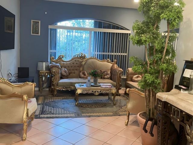 Продажа дома по адресу 3542 Sahara Springs - фото 5980465